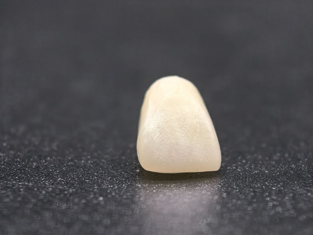 Dental Zirconia Bloğu, hassas CAD CAM Diş Fabrikasyonunda Performans için Gelişmiş Eşitlik Tasarımı ve Kimyasal Dayanıklılık Sunar
